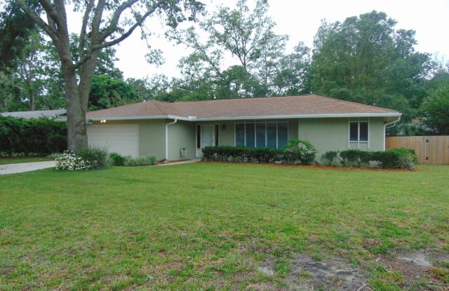 47 VANDERFORD RD E - 47 Vanderford Road East, Lakeside, FL 32073