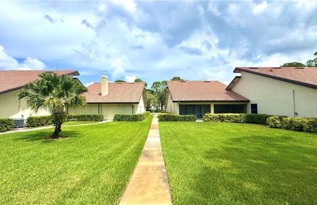 Available May 1st – Luxury Golf Villa in Lely! Walk to Pool, Minutes to Beaches  US Open Pickleball Academy photos photos