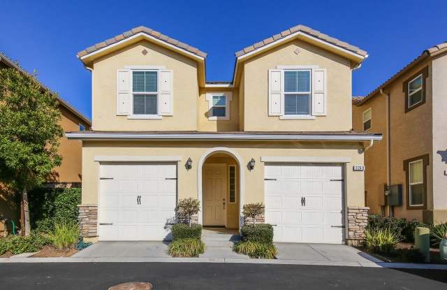 3240 W Arbor Drive - 3240 West Arbor Drive, Fresno, CA 93711