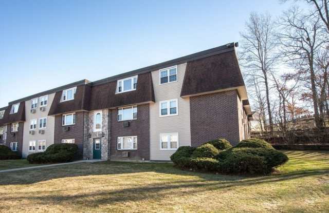 180 Main Street - 180 Main Street, Bridgewater, MA 02324