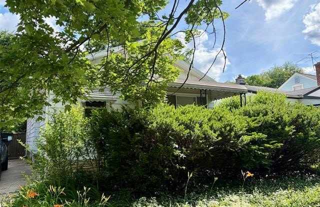 340 E Maxlow Avenue photos photos