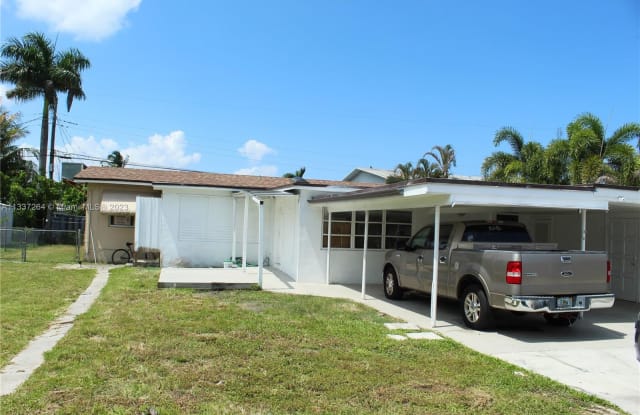 4133 SW 52nd Street - 4133 Southwest 52nd Street, Dania Beach, FL 33314