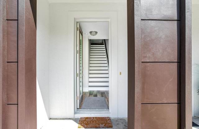 154 175TH Avenue E Gallery 3