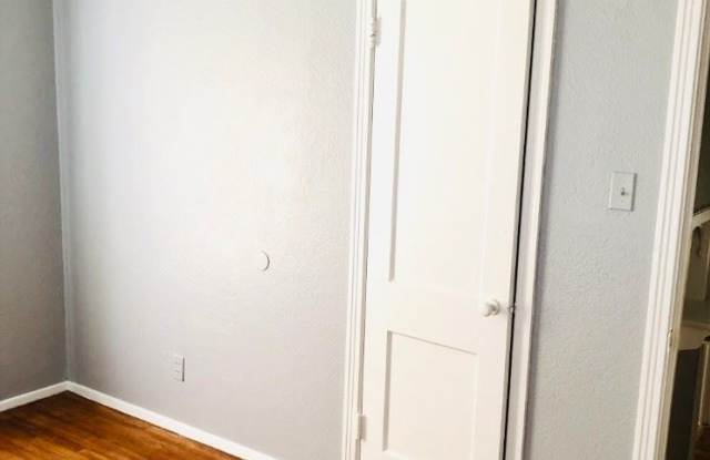 1411 Fernwood Avenue Gallery 4