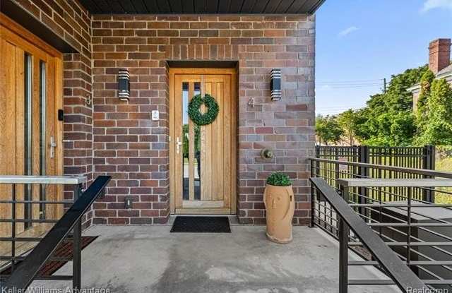 284 Eliot Street photos photos