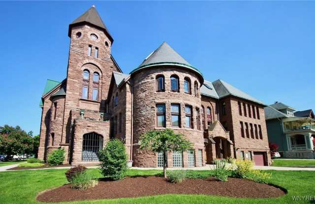 233 Richmond Avenue photos photos