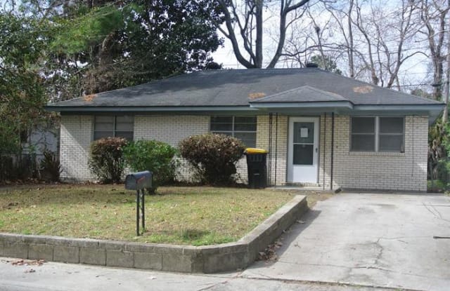 1003 Porter Street - 1003 Porter Street, Savannah, GA 31415