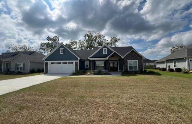 Beautiful Home in Grove Point Subdivision Gallery 2