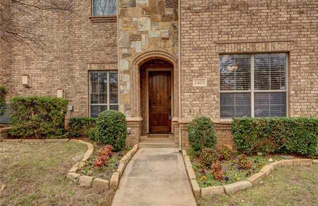 1402 Hampton Road Gallery 3
