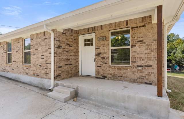3200 North 17th Street - 2 photos photos 3200 North 17th Street - 2 photos photos