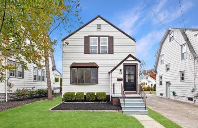 49 E Greenwood Ave photos photos
