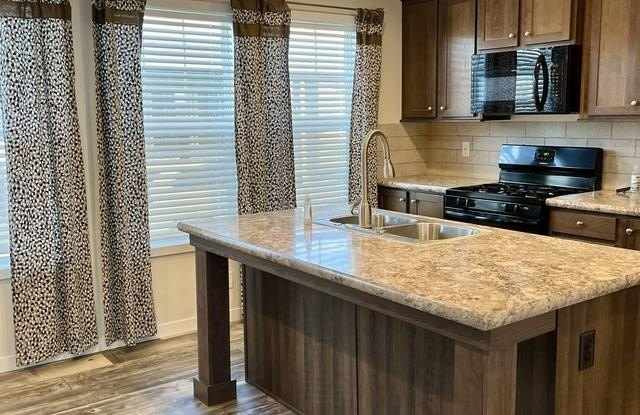 25816 Scioto Dr Gallery 2