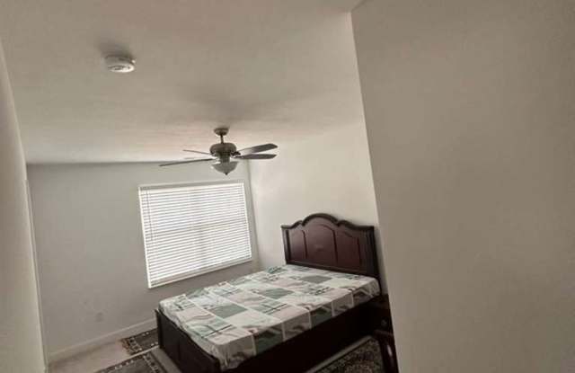 Spacious 5BR House in New Palestine photos photos Spacious 5BR House in New Palestine photos photos