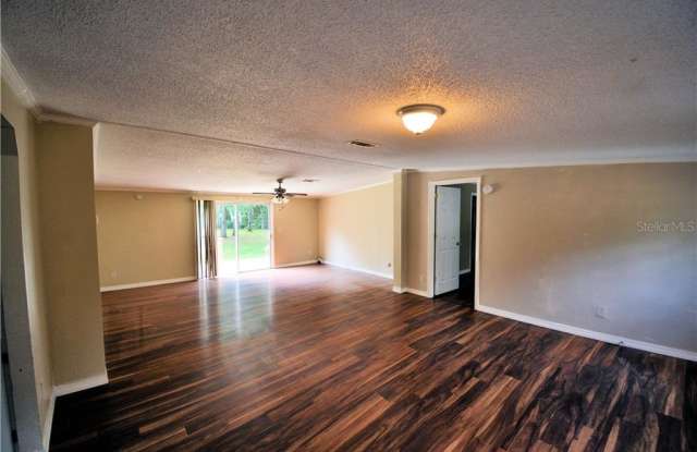 13105 BARNEY DRIVE Gallery 2