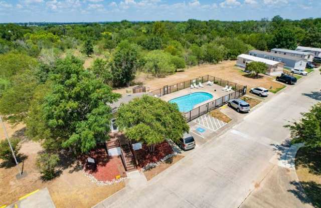 Pecan Grove Gallery 4