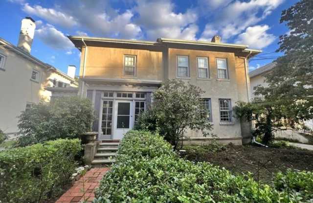 67 Green St. photos photos