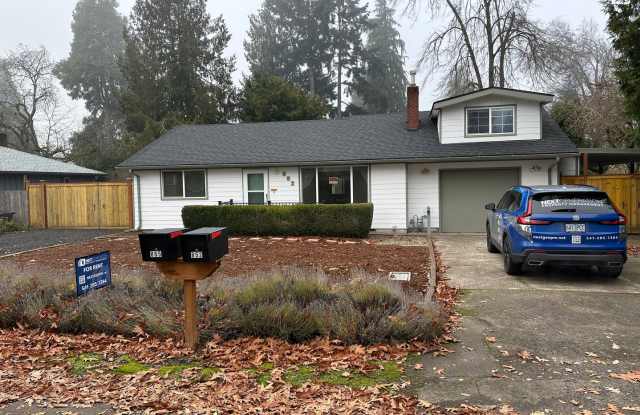 4 bedroom 2 bathroom home in a great neighborhood! Gallery 4