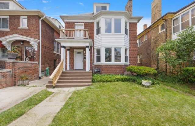 2477 Hazelwood Street photos photos