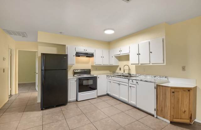 2-Bedroom Home with Large Backyard, Covered Patio & Laundry Room Gallery 3