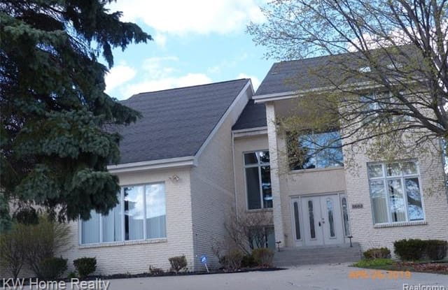 5682 Silver Pond - 5682 Silver Pond Road, Oakland County, MI 48322