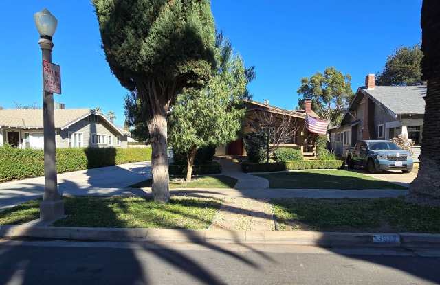 Updated Wood Streets home for Rent - 3617 Linwood Place, Riverside, CA 92506