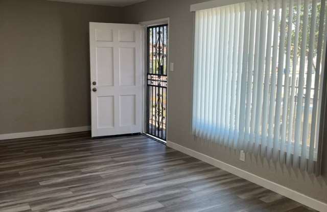 KOSOO 11 photos photos