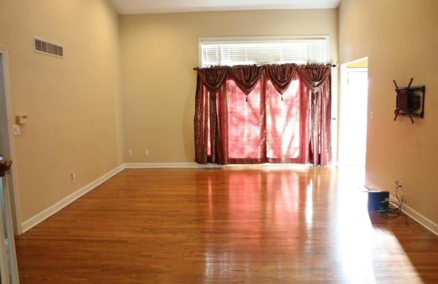 10316 Cherrywood Lane Gallery 4