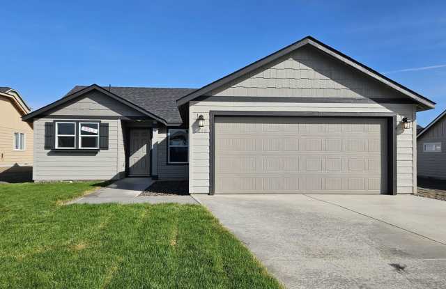 First month rent FREE with 12 month lease! photos photos