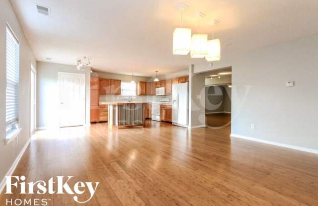 8122 Whitview Drive Gallery 4