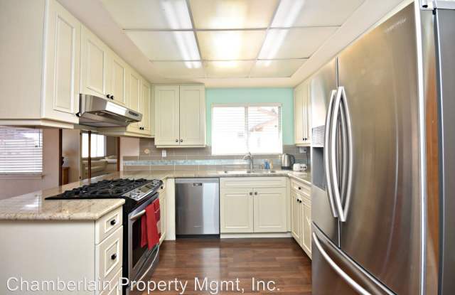 3742 Longview Drive Gallery 4
