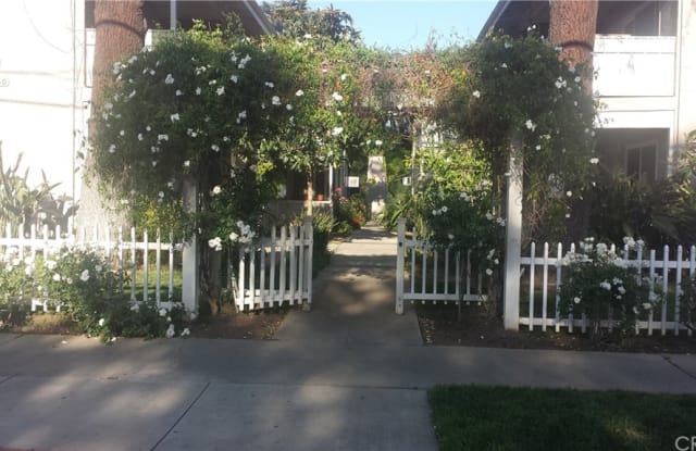 5760 Hazeltine Avenue - 5760 N Hazeltine Ave, Los Angeles, CA 91401