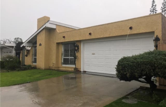 2020 Del Hollow Street - 2020 Del Hollow Street, Lakewood, CA 90712
