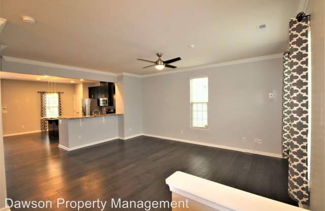 1650 Fleetwood Drive Gallery 3