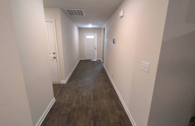 3 BR/2 BA | Single Family Home | Like-New Built in 2023! Gallery 4