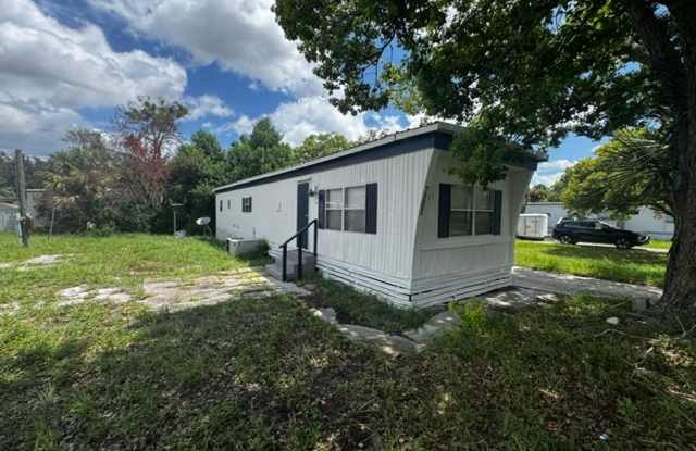 Updated 2 bedroom Home with Modern Finishes – Available for Immediate Move-In! photos photos Updated 2 bedroom Home with Modern Finishes – Available for Immediate Move-In! photos photos