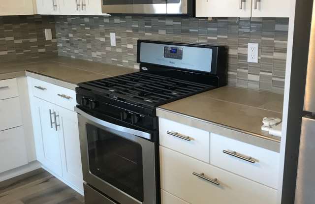 Cute and Cozy ADU in SW Redmond! Gallery 4