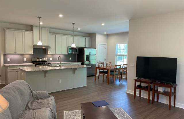 Unfurnished 3 Bedroom 2 Bathroom House in Bolivia NC. Gallery 4