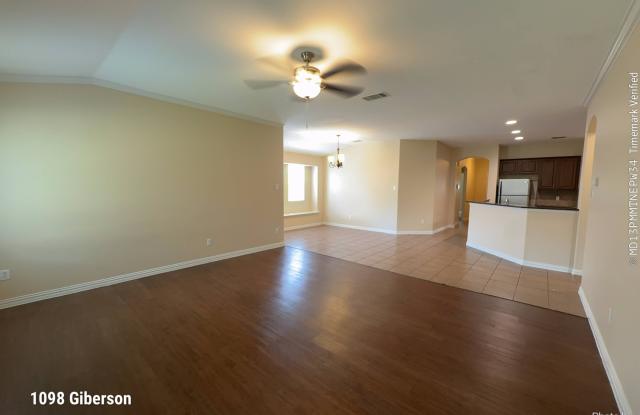 1098 Giberson Wy Gallery 4