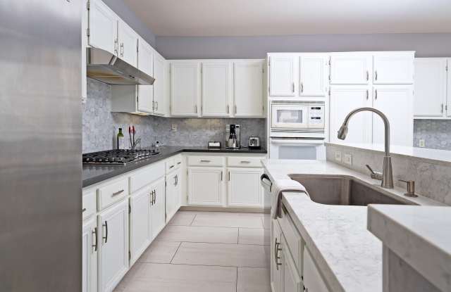 67579 S Laguna Drive Gallery 2