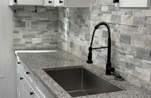 Charming 3BDR House in Visalia Gallery 4