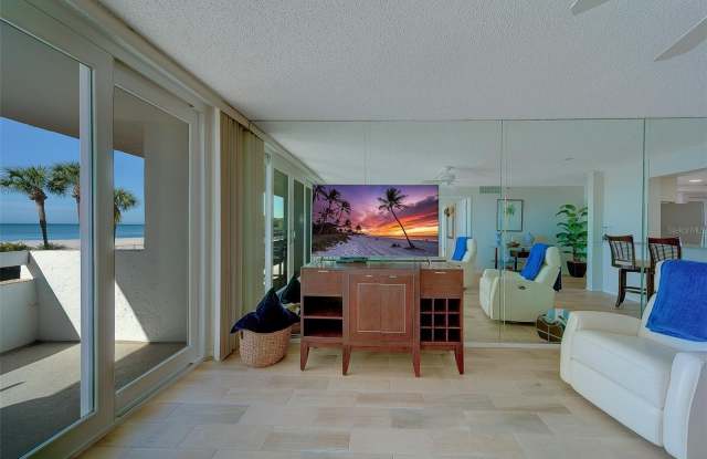 17900 GULF Boulevard Gallery 4