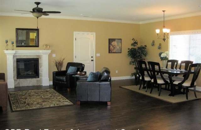 8275 Royall Oaks Drive Gallery 4