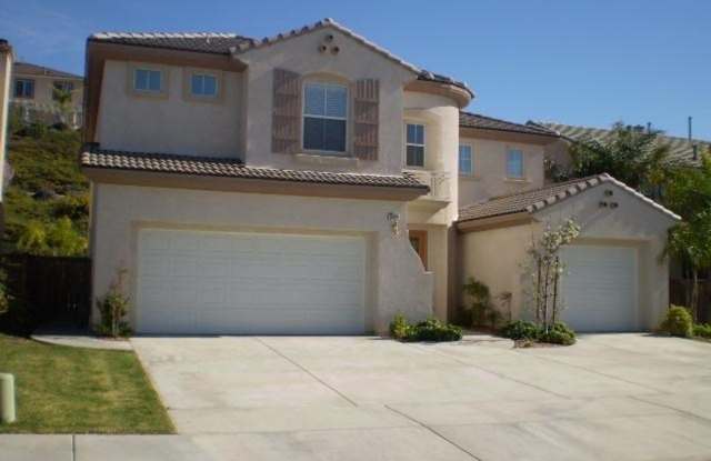 Large 4 BR + Office/Den in Gated Comunity - South Temecula - 33429 Barrington Drive, Temecula, CA 92592