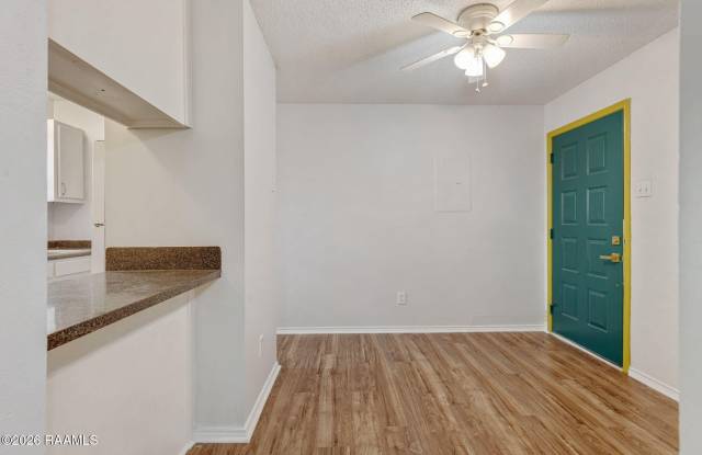 1318 Lee Avenue Gallery 4