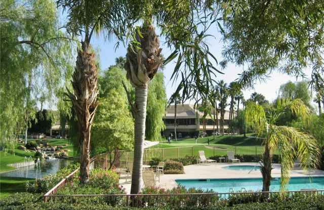 76268 Impatiens Circle Gallery 2