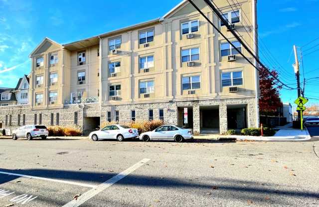400 Mount Pleasant Avenue photos photos