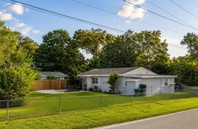 3518 Avenue F Gallery 3