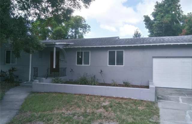 545 37TH STREET S - 545 37th Street South, St. Petersburg, FL 33711