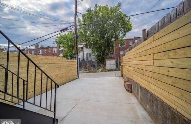 1632 RIDGE Place SE Gallery 2