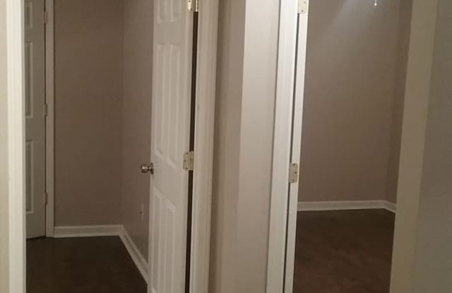 1592 Druid Hill Dr  Apt A Gallery 3